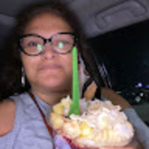 Meet your Posher, Sharon